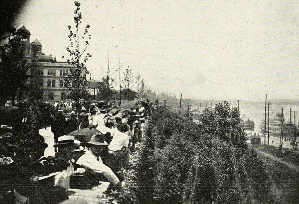 [Image: 1909-ucv-confederate-park.jpg]